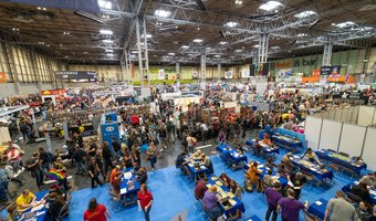 Hall_1_crowds_from balcony.jpg